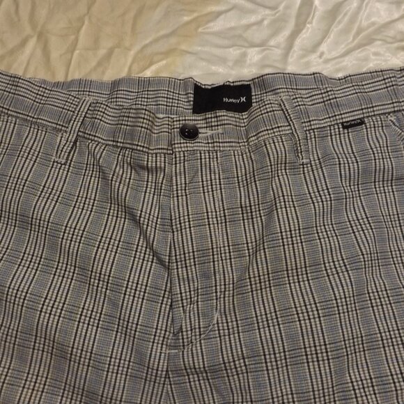 Hurley Shorts Mens 36 Gray/blue Plaid Casual Lightweight Polyester Viscose - Picture 3 of 8